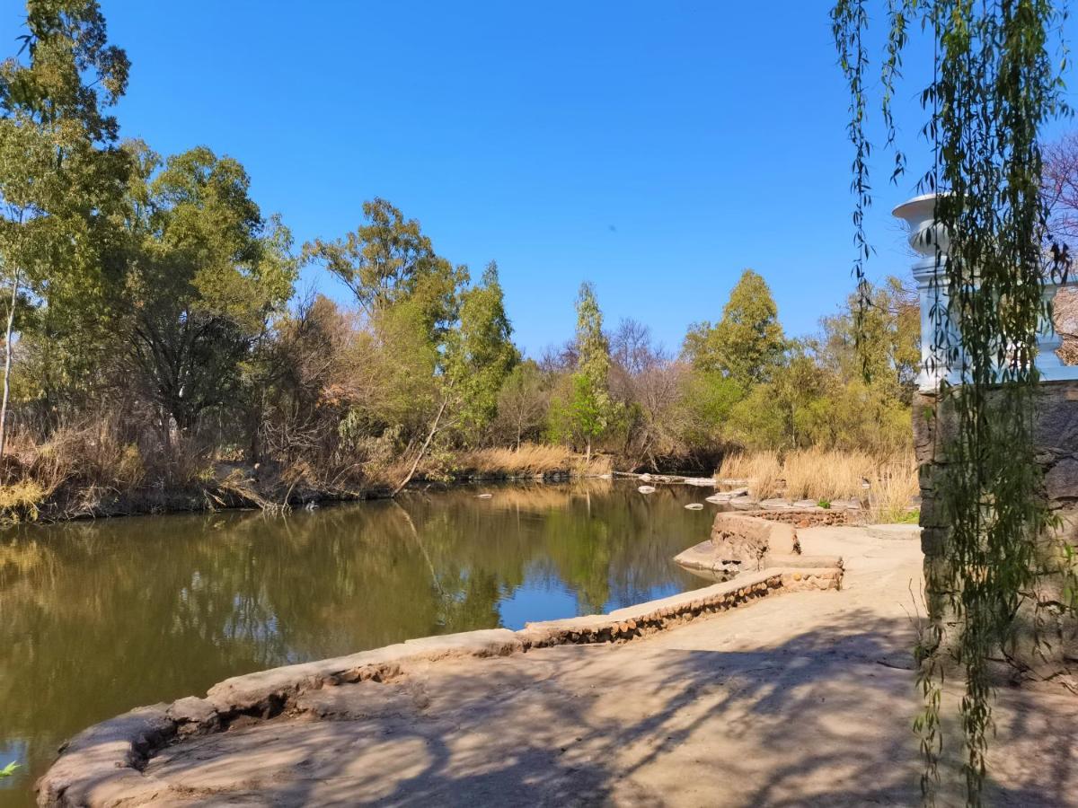 帕雷斯 Otters' Haunt Eco Retreat旅馆 外观 照片